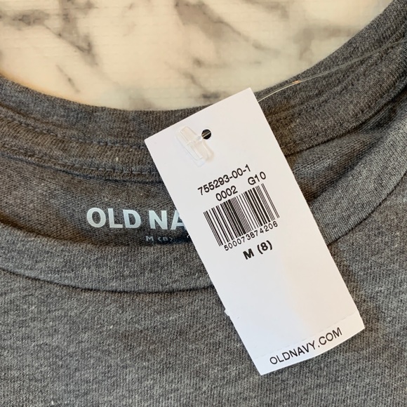 Old Navy graphic tee (girls) - Picture 2 of 4